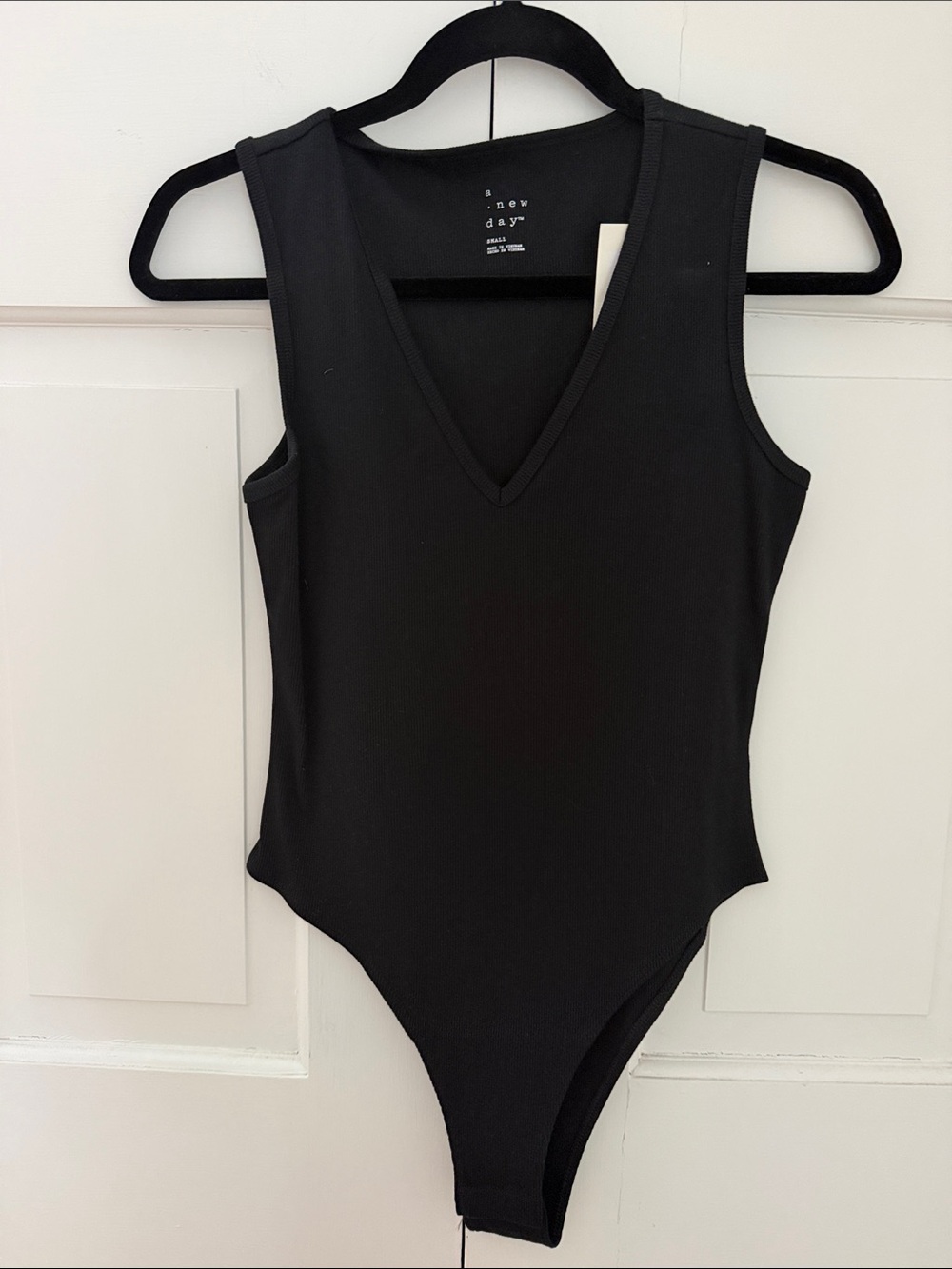 a new day Black V-Neck Sleeveless Bodysuit